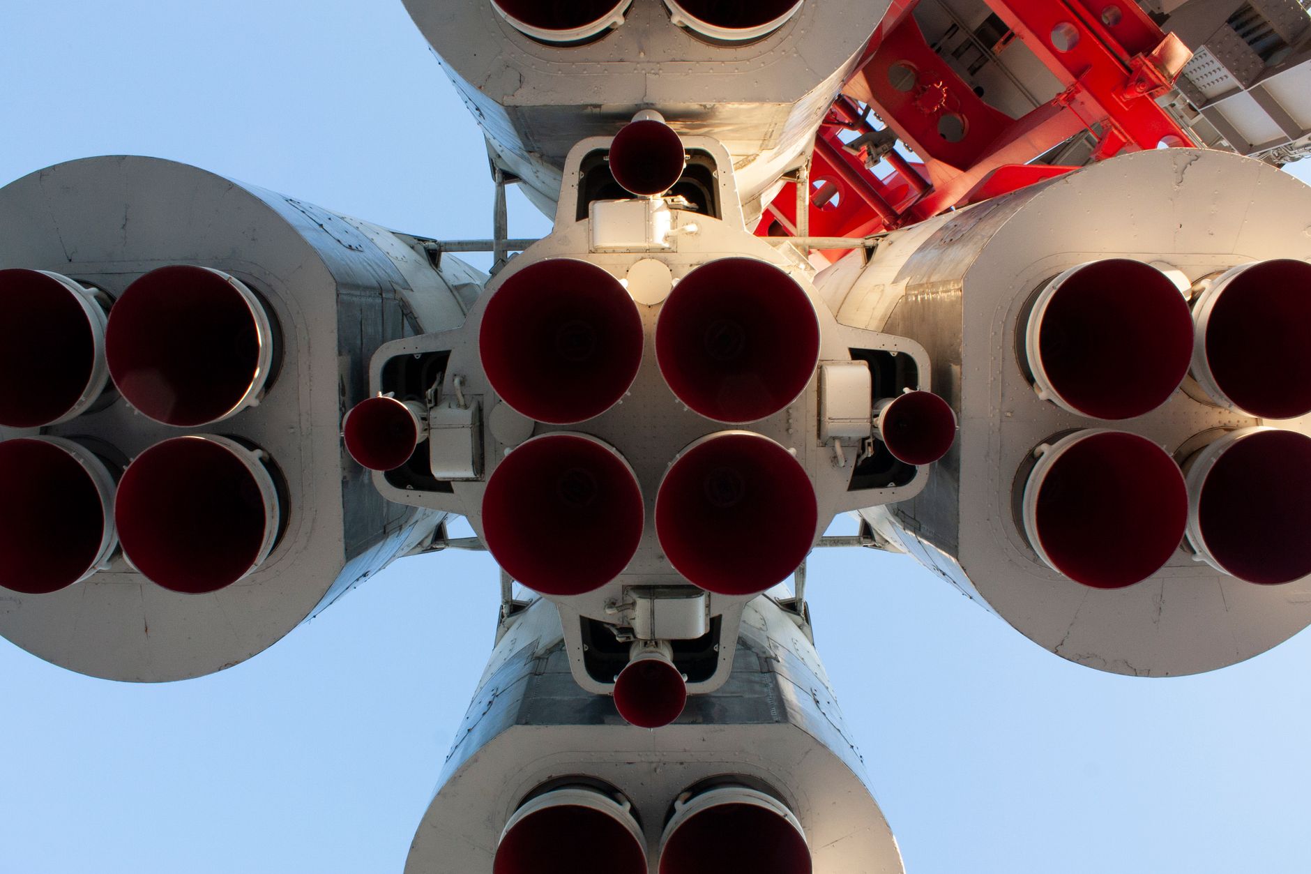 安全で低コストな宇宙への切符？「ハイブリッドロケットエンジン」の作動原理と可能性