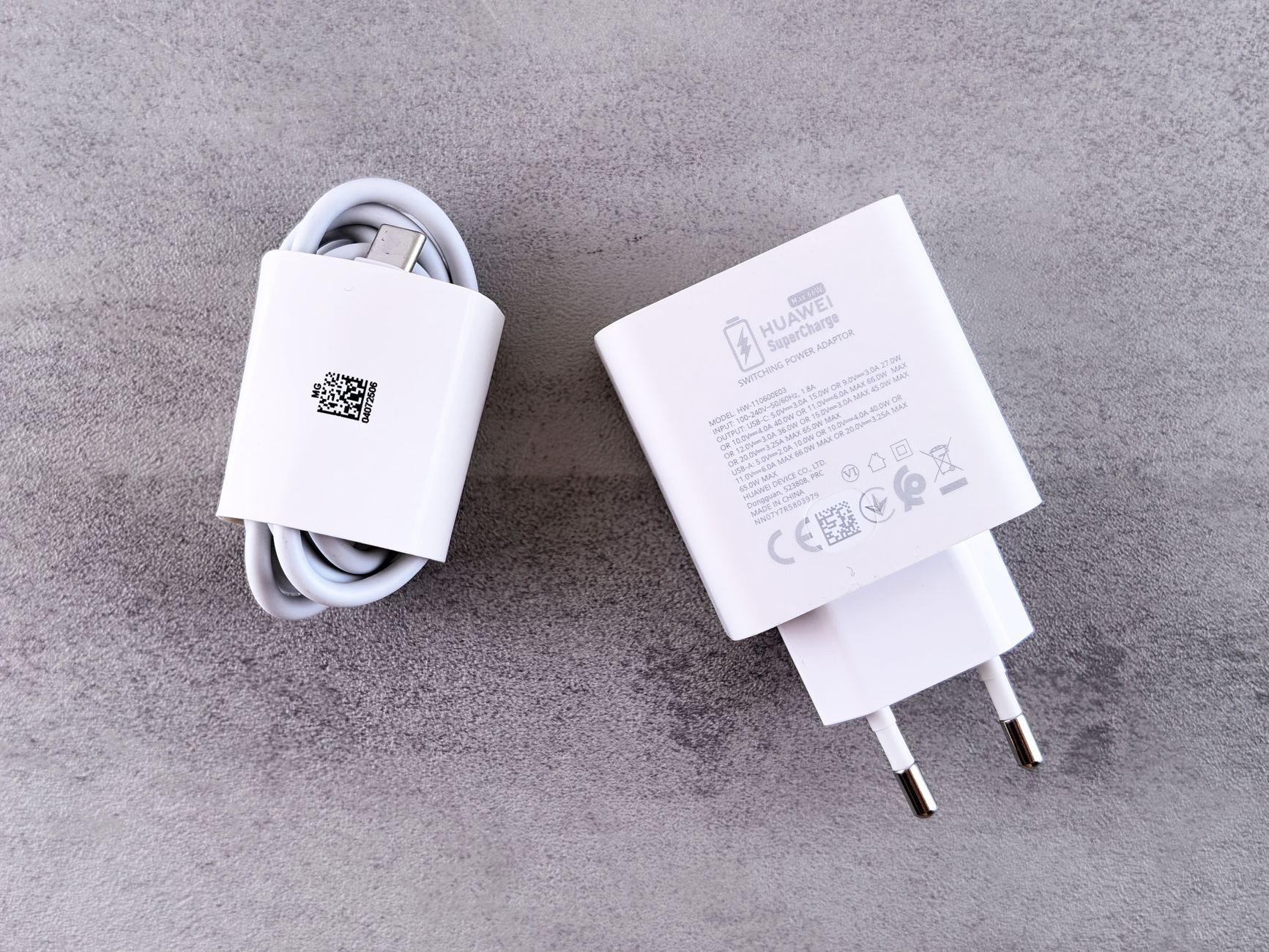 窒化ガリウム（GaN）充電器はなぜあんなに小さいのか？電気のプロが解説する小型化の仕組み