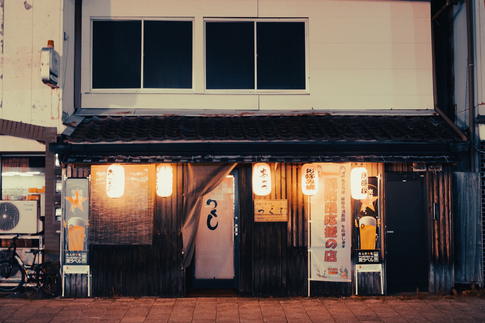 吉祥寺「ハモニカ横丁」昼飲み＆食べ歩き完全ガイド！レトロな路地裏の名店