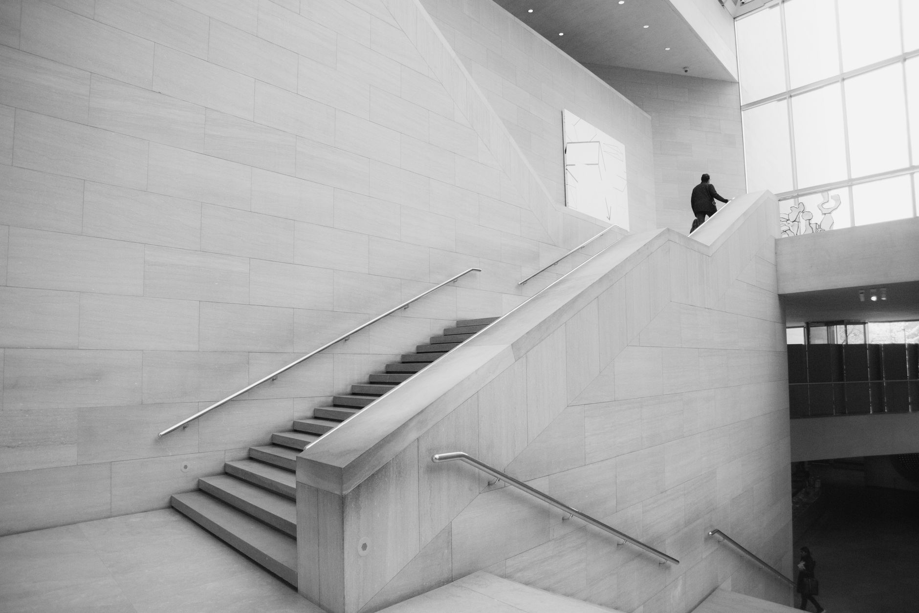 東京都現代美術館（MOT）で過ごす休日：清澄白河のアート散策と名建築の知られざる見どころ