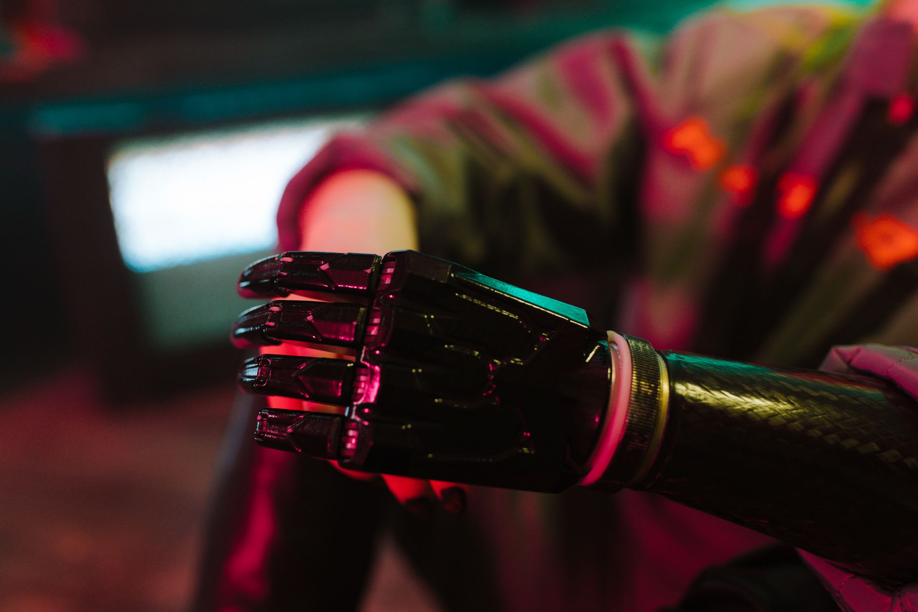 柔らかいロボットが世界を変える？「ソフトロボティクス」と空気圧人工筋肉の仕組み