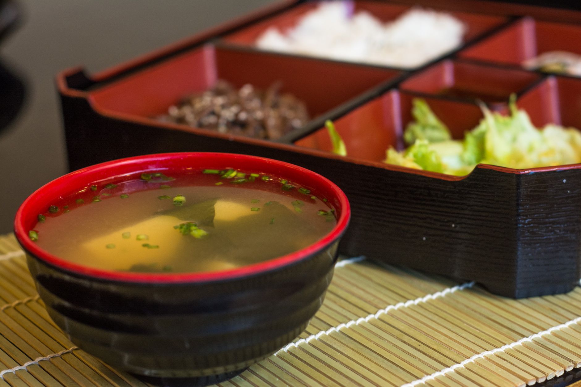 讃岐うどんの聖地・高松で楽しむセルフうどん！注文のルールとおすすめの名店めぐり