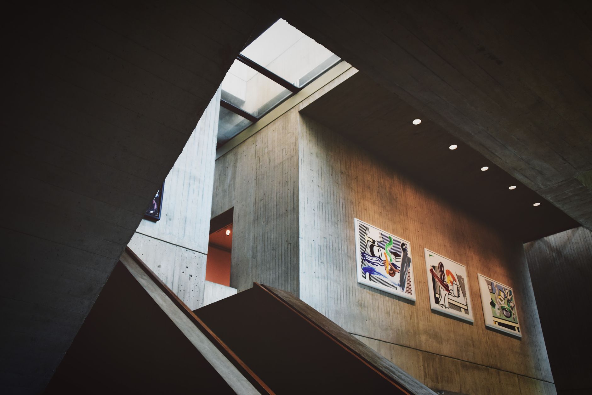 21_21 DESIGN SIGHTのスタイリッシュな内部空間